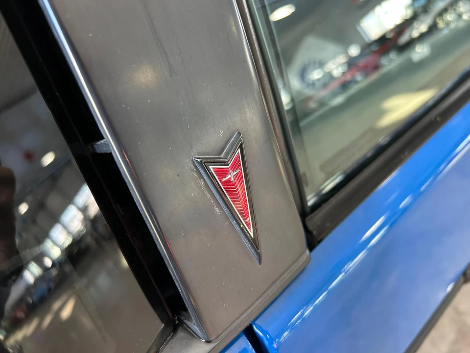 1987 Pontiac Fiero - Image 30 of 31