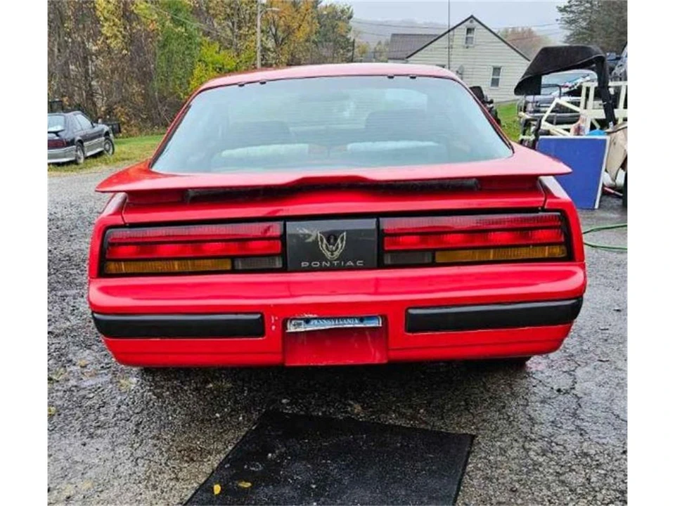 1987 Pontiac Firebird 3rd Gen - Image 5 of 7