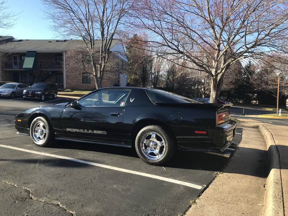1987 Pontiac Firebird 3rd Gen - Image 3 of 7