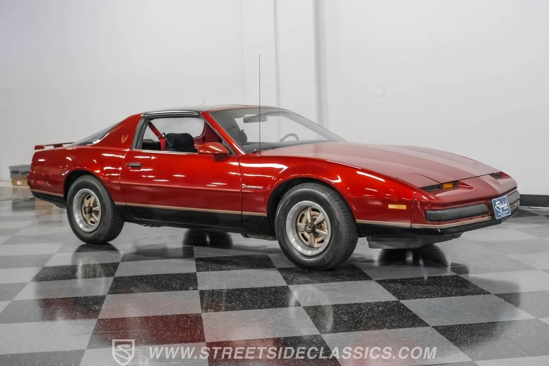 1987 Pontiac Firebird 3rd Gen - Image 14 of 21