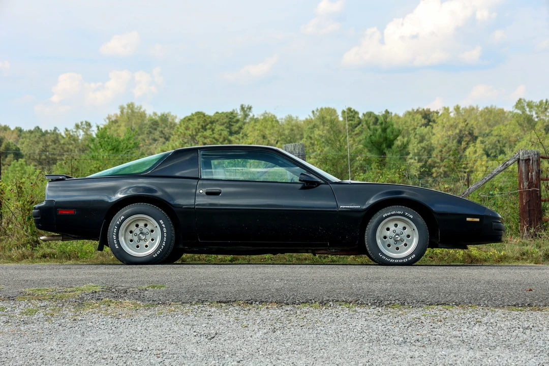 1987 Pontiac Firebird 3rd Gen - Image 3 of 31