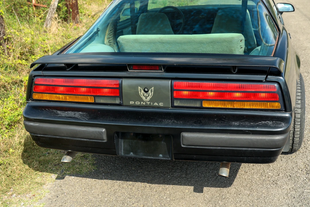 1987 Pontiac Firebird 3rd Gen - Image 20 of 31