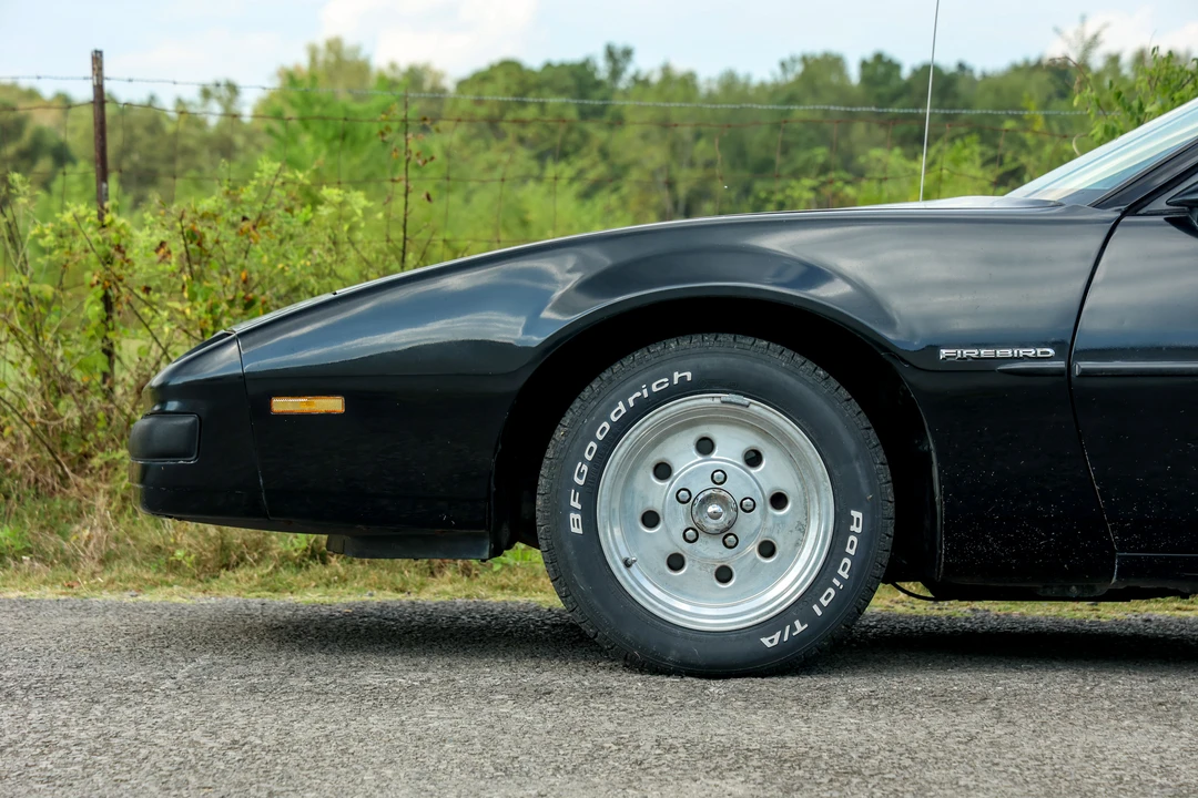 1987 Pontiac Firebird 3rd Gen - Image 14 of 31
