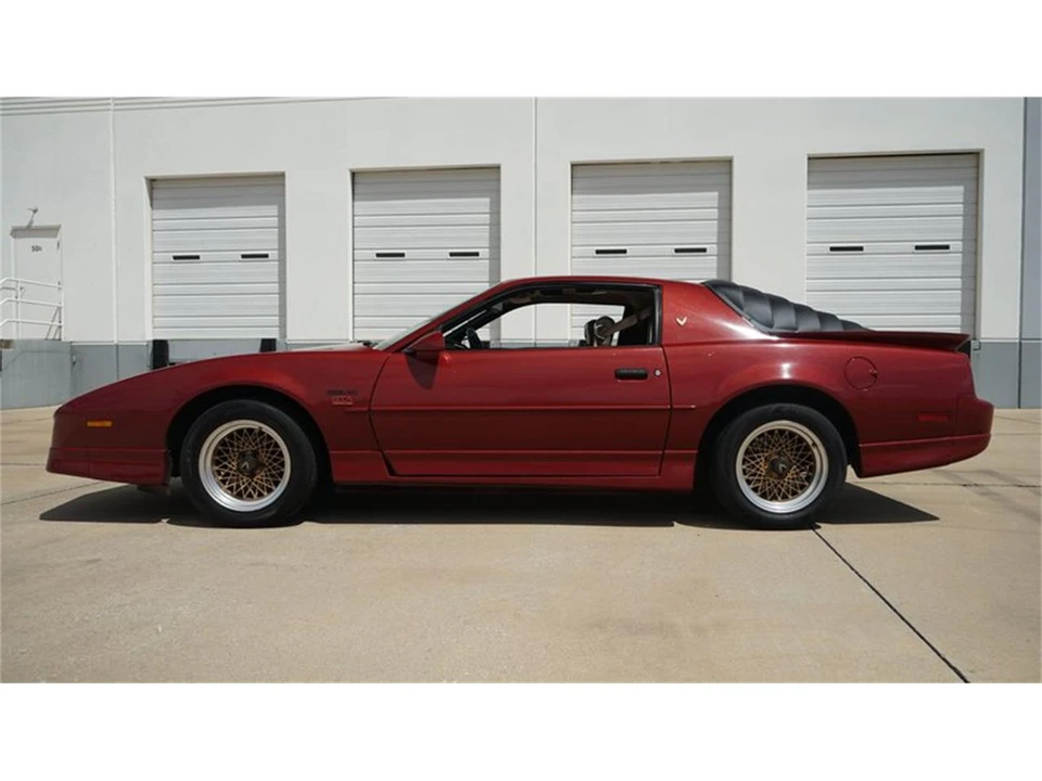 1987 Pontiac Firebird 3rd Gen - Image 6 of 31