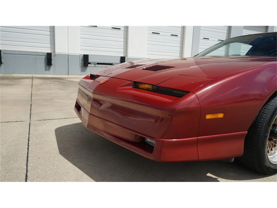 1987 Pontiac Firebird 3rd Gen - Image 26 of 31