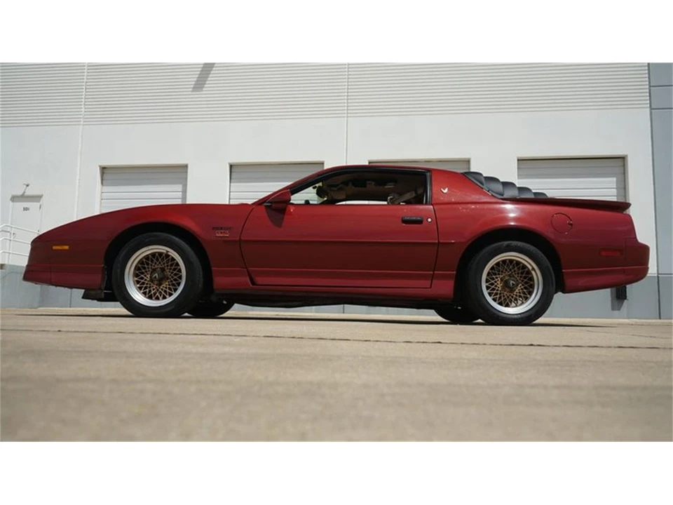 1987 Pontiac Firebird 3rd Gen - Image 7 of 31