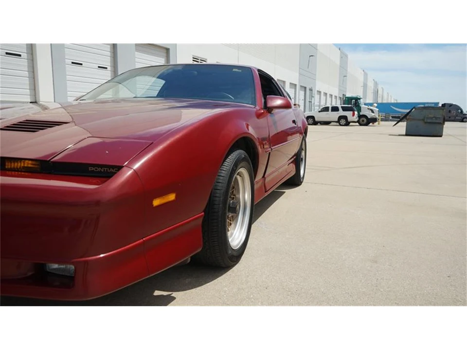 1987 Pontiac Firebird 3rd Gen - Image 27 of 31