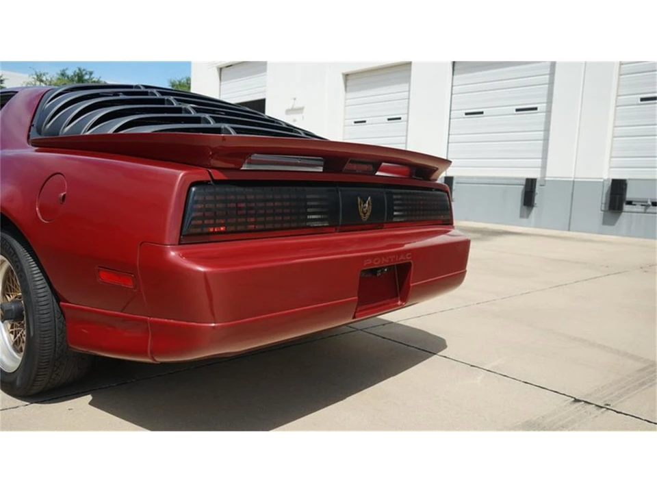 1987 Pontiac Firebird 3rd Gen - Image 28 of 31