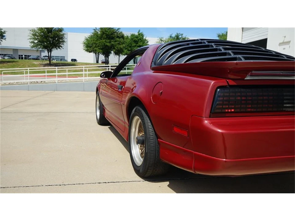 1987 Pontiac Firebird 3rd Gen - Image 29 of 31