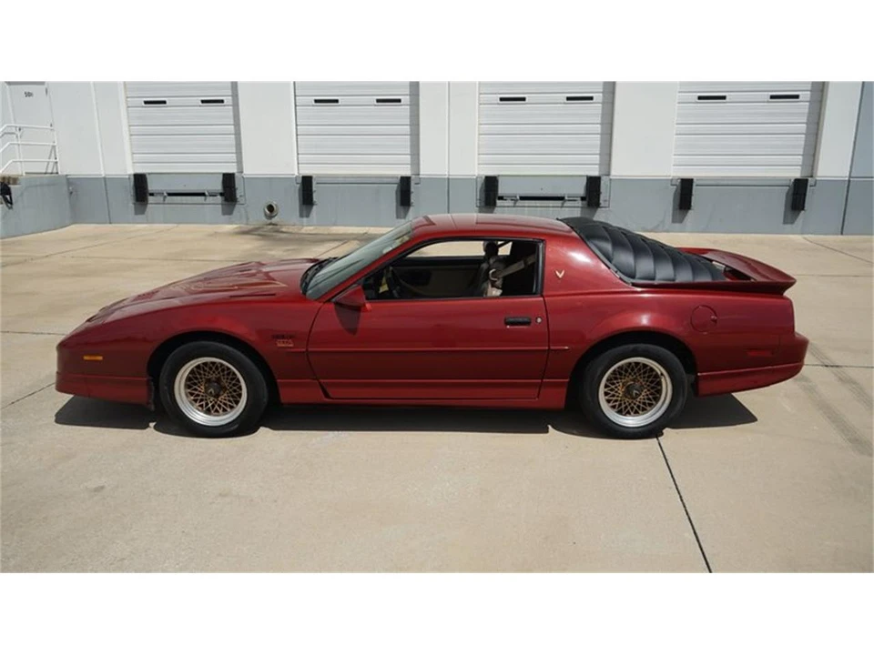 1987 Pontiac Firebird 3rd Gen - Image 5 of 31