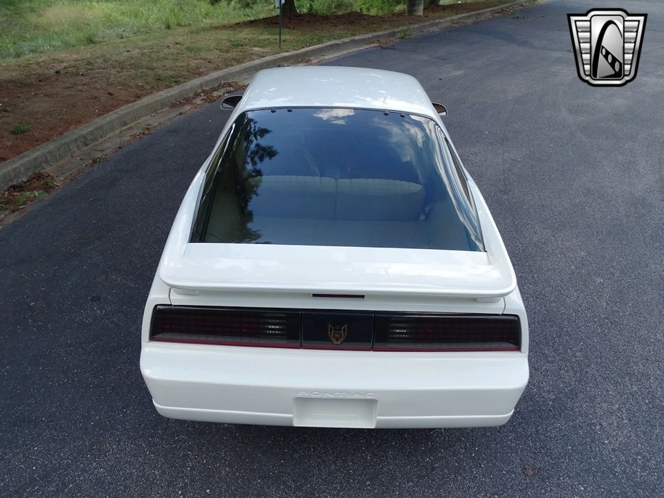 1987 Pontiac Firebird 3rd Gen - Image 7 of 12