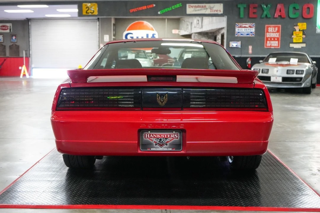1987 Pontiac Firebird 3rd Gen - Image 22 of 31