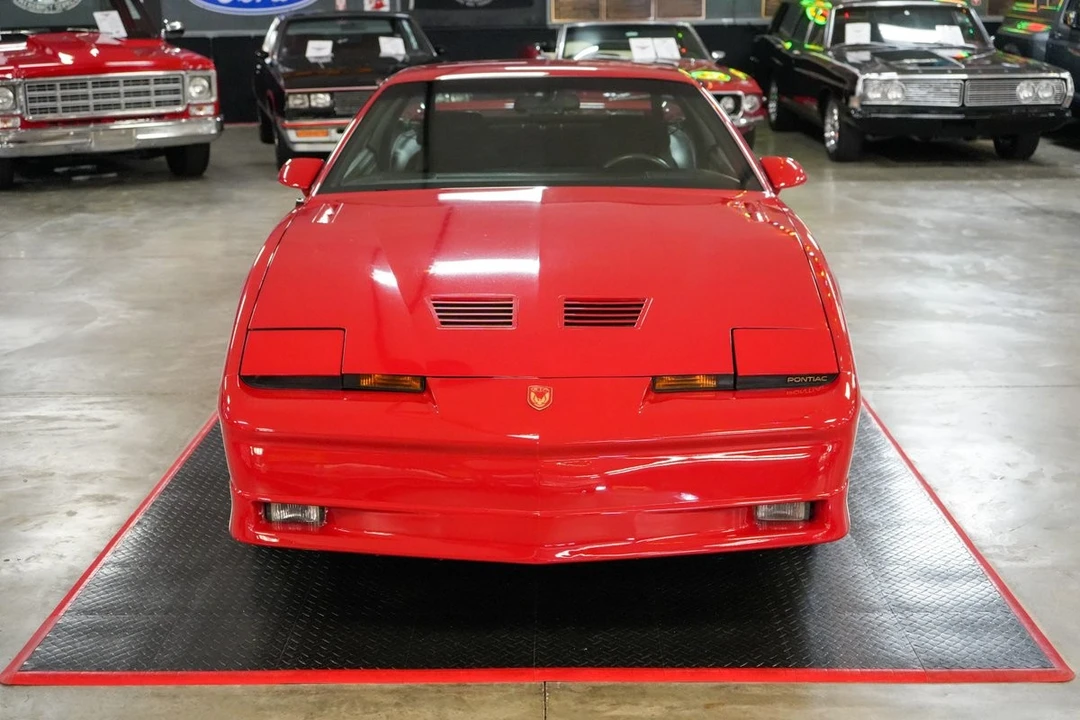 1987 Pontiac Firebird 3rd Gen - Image 9 of 31