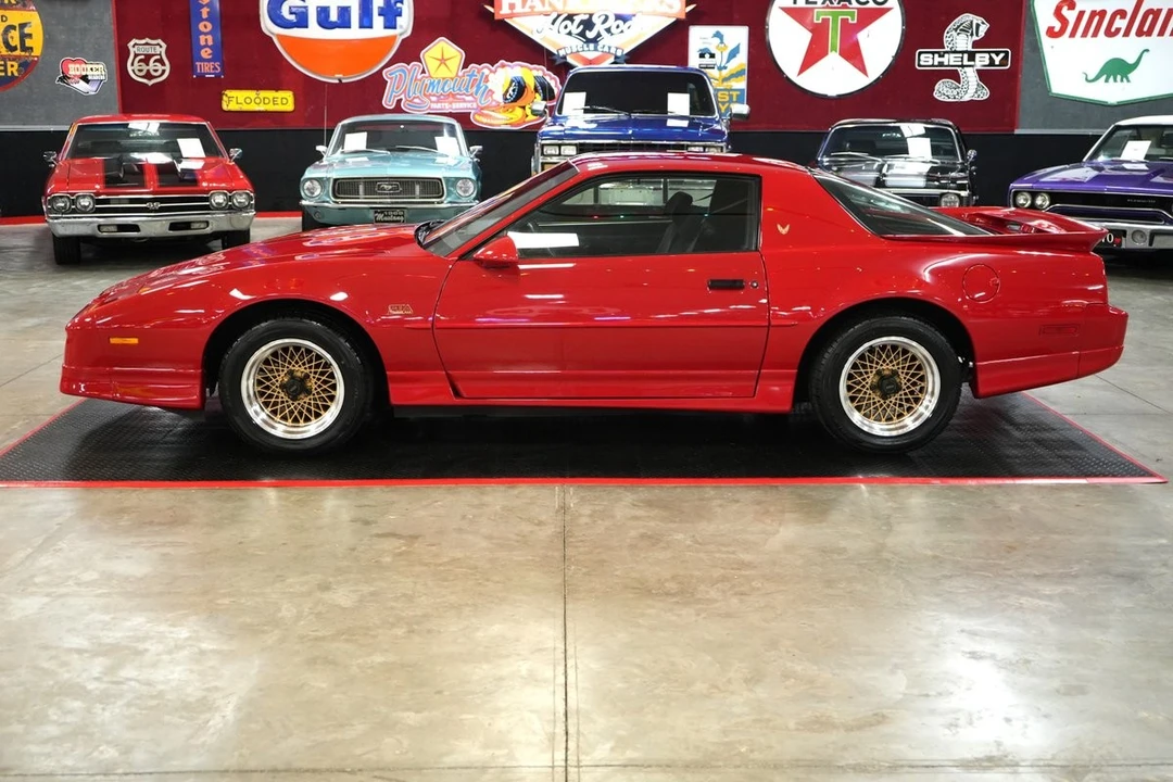 1987 Pontiac Firebird 3rd Gen - Image 3 of 21