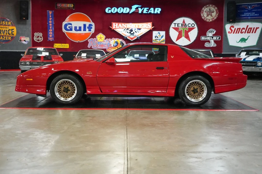 1987 Pontiac Firebird 3rd Gen - Image 20 of 21