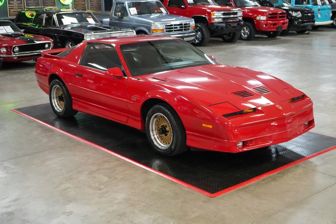 1987 Pontiac Firebird 3rd Gen - Image 17 of 31