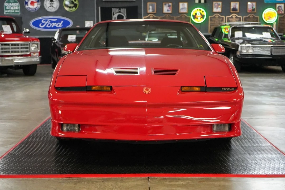 1987 Pontiac Firebird 3rd Gen - Image 26 of 31