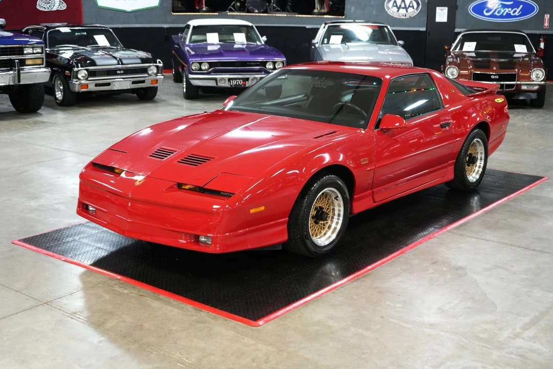1987 Pontiac Firebird 3rd Gen - Image 10 of 21