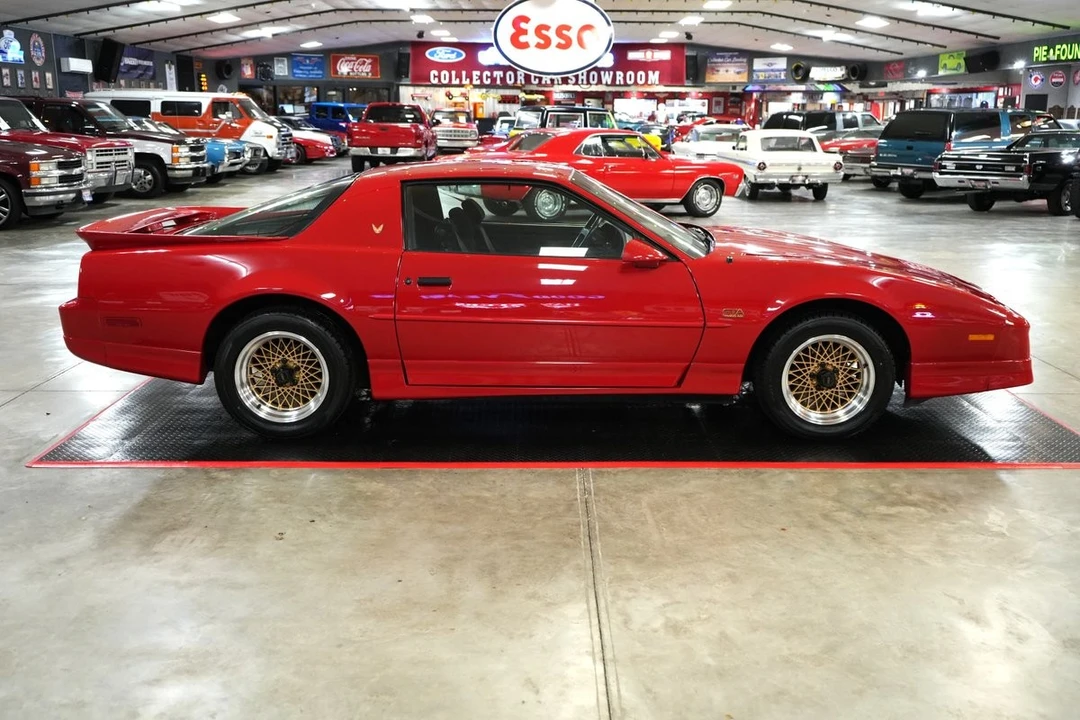 1987 Pontiac Firebird 3rd Gen - Image 7 of 21
