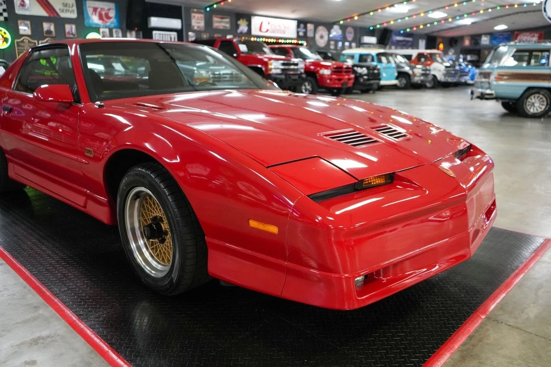 1987 Pontiac Firebird 3rd Gen - Image 30 of 31