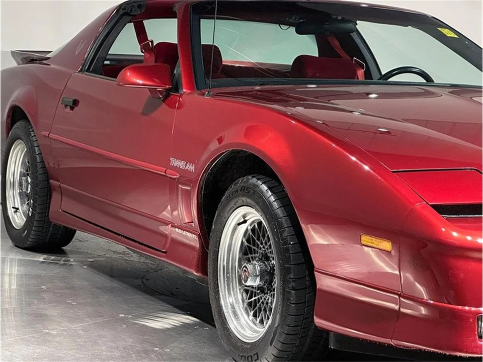 1987 Pontiac Firebird 3rd Gen - Image 16 of 31