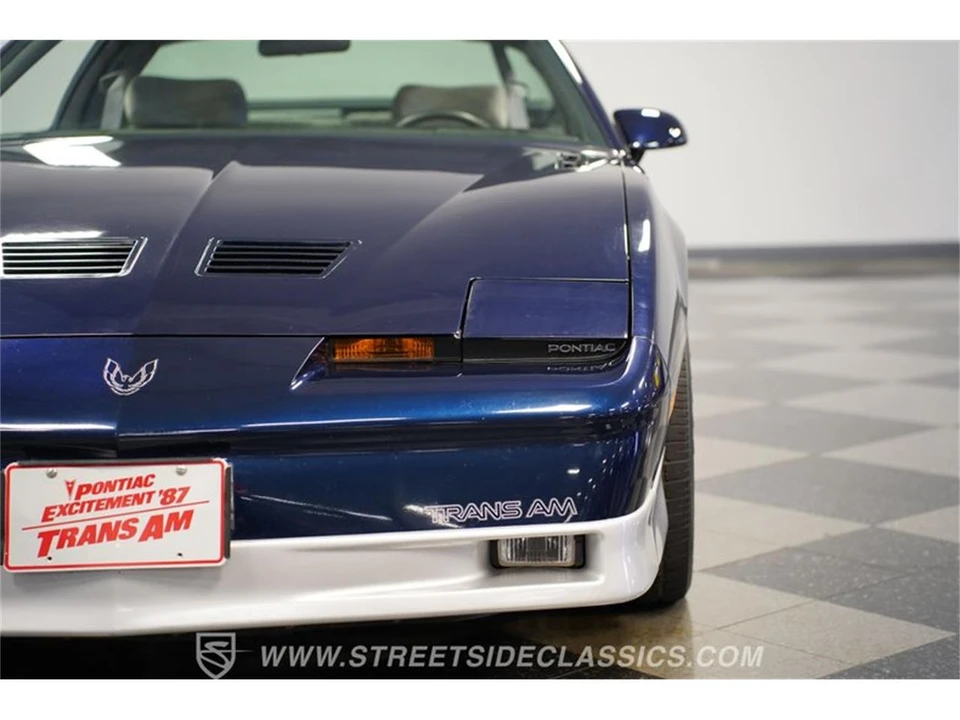 1987 Pontiac Firebird 3rd Gen - Image 19 of 31
