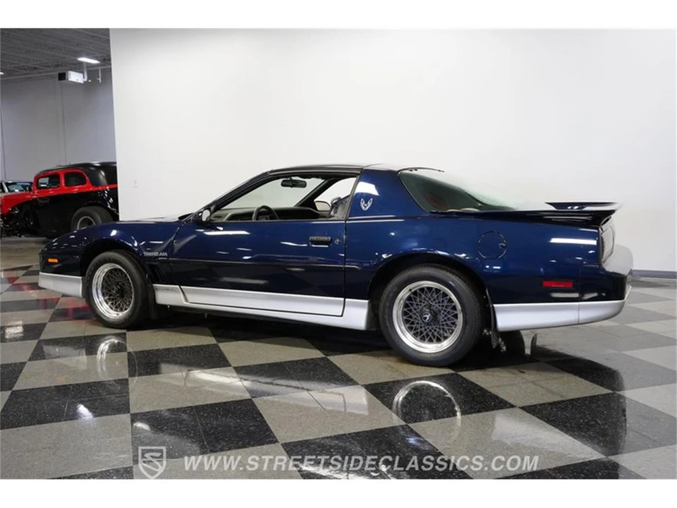 1987 Pontiac Firebird 3rd Gen - Image 7 of 31