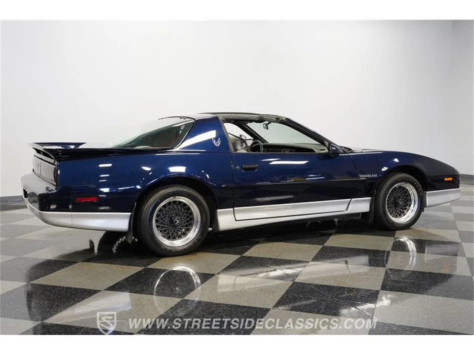 1987 Pontiac Firebird 3rd Gen - Image 12 of 31