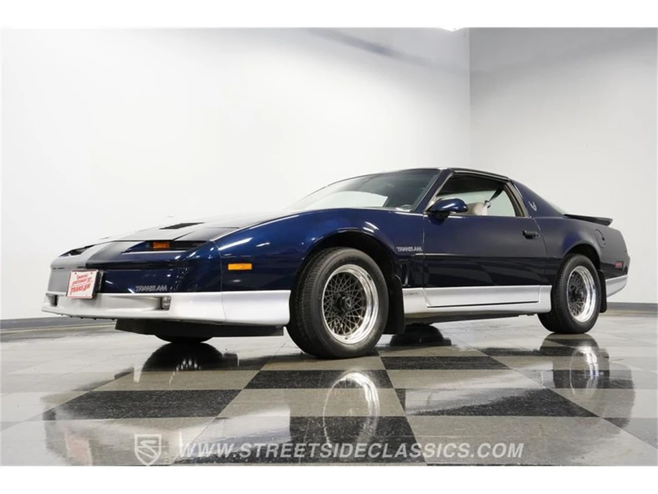 1987 Pontiac Firebird 3rd Gen - Image 20 of 31