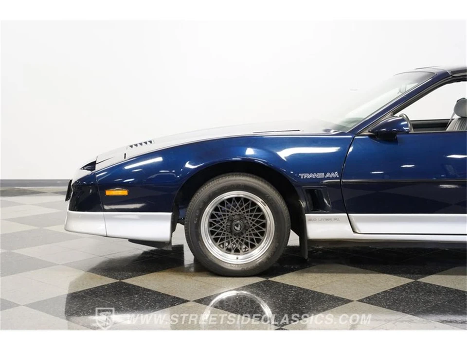 1987 Pontiac Firebird 3rd Gen - Image 22 of 31