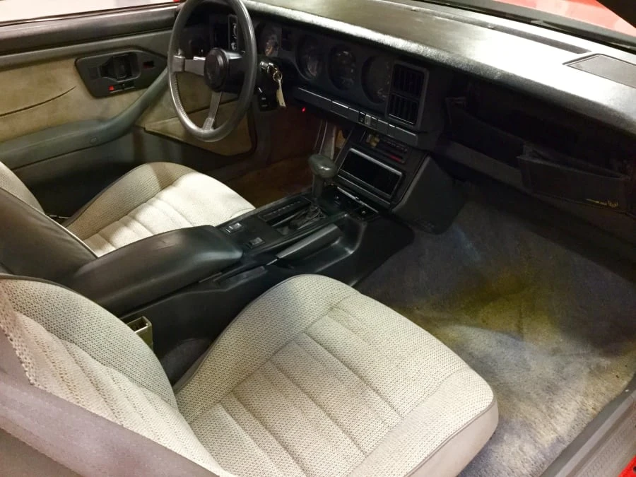 1987 Pontiac Firebird 3rd Gen - Image 5 of 11