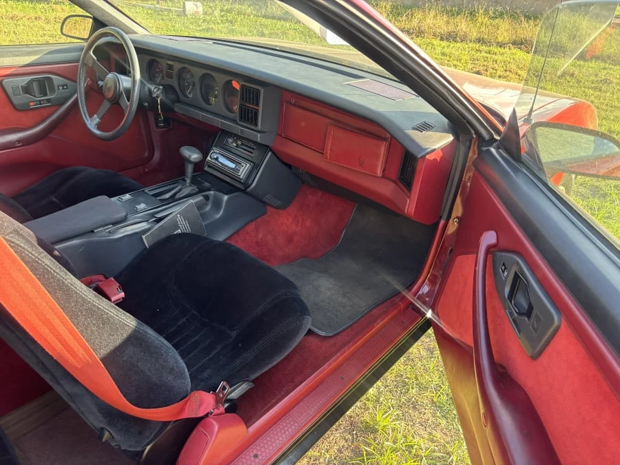 1987 Pontiac Firebird 3rd Gen - Image 5 of 6