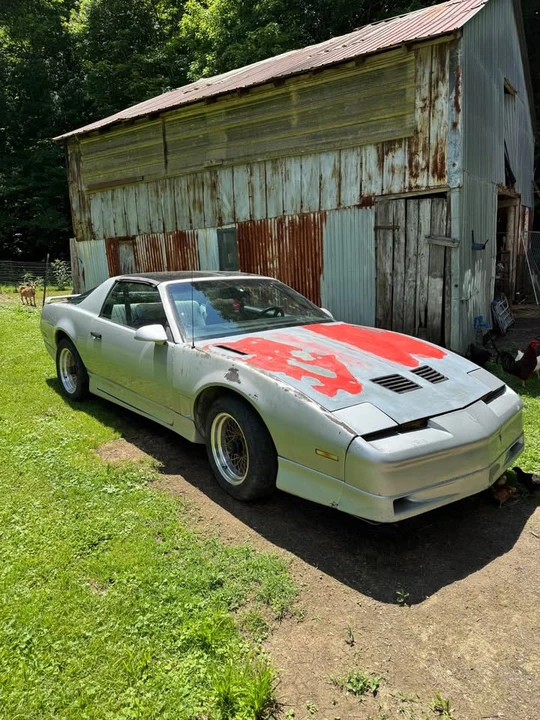 1987 Pontiac Firebird 3rd Gen - Image 3 of 7