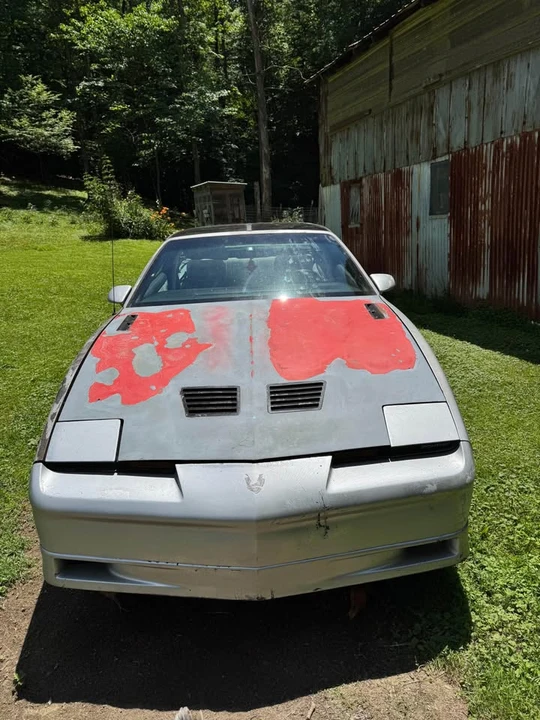 1987 Pontiac Firebird 3rd Gen - Image 2 of 7