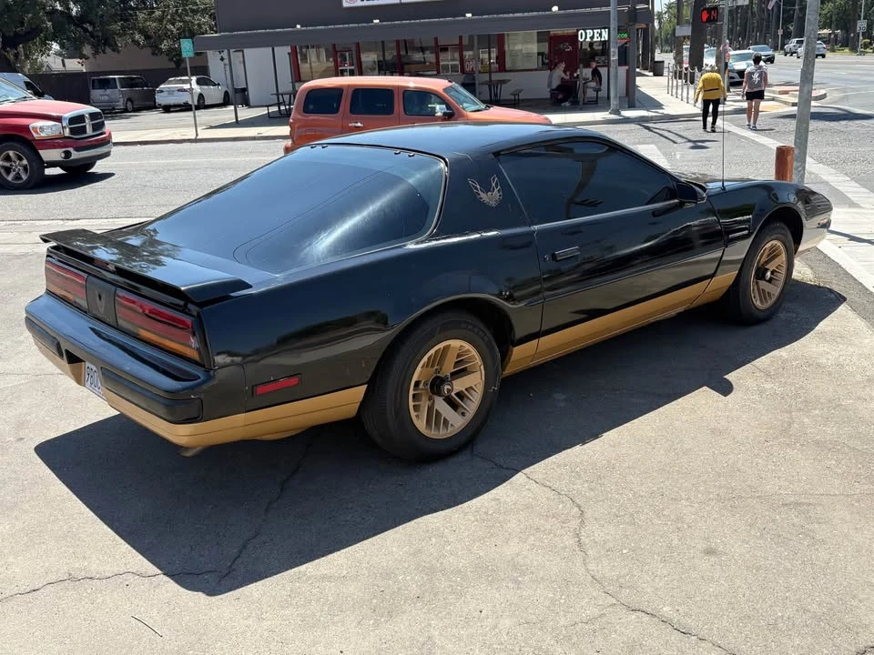 1987 Pontiac Firebird 3rd Gen - Image 3 of 7