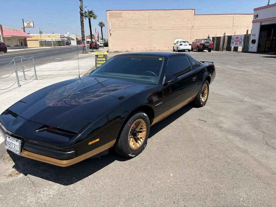 1987 Pontiac Firebird 3rd Gen - Image 2 of 7