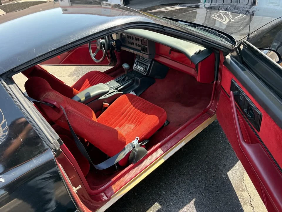1987 Pontiac Firebird 3rd Gen - Image 5 of 7
