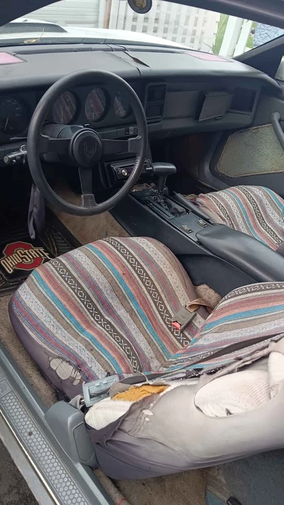 1987 Pontiac Firebird 3rd Gen - Image 6 of 6