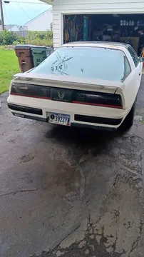 1987 Pontiac Firebird Coupe 2D