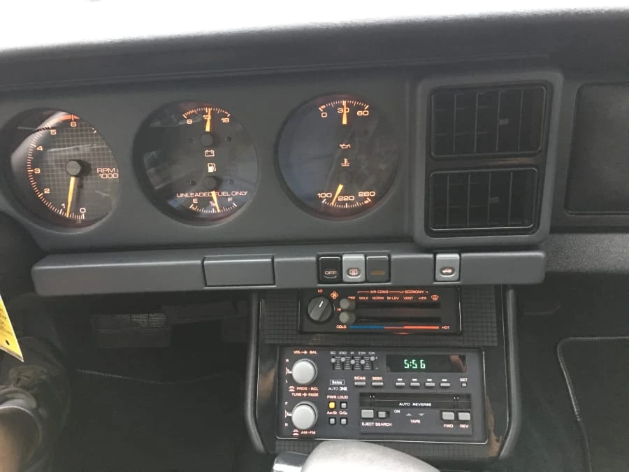 1987 Pontiac Firebird 3rd Gen - Image 5 of 12