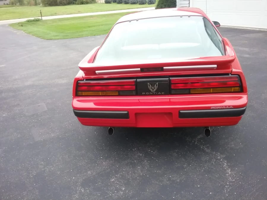 1987 Pontiac Firebird 3rd Gen - Image 8 of 10
