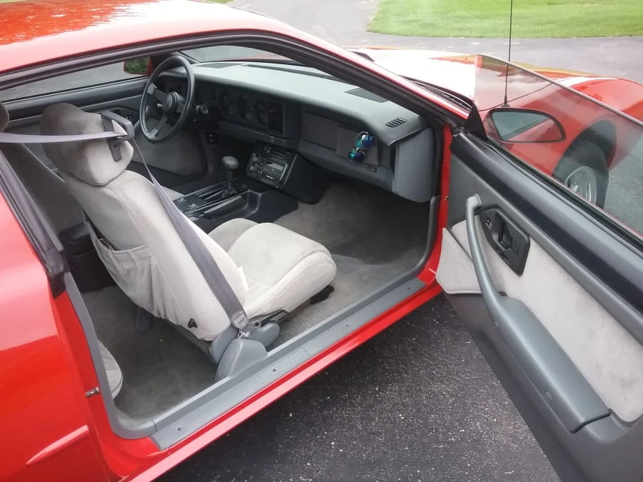 1987 Pontiac Firebird 3rd Gen - Image 4 of 10