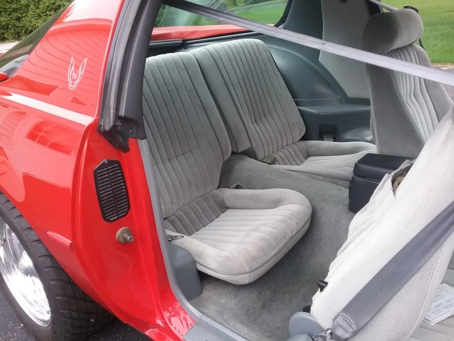 1987 Pontiac Firebird 3rd Gen - Image 5 of 10