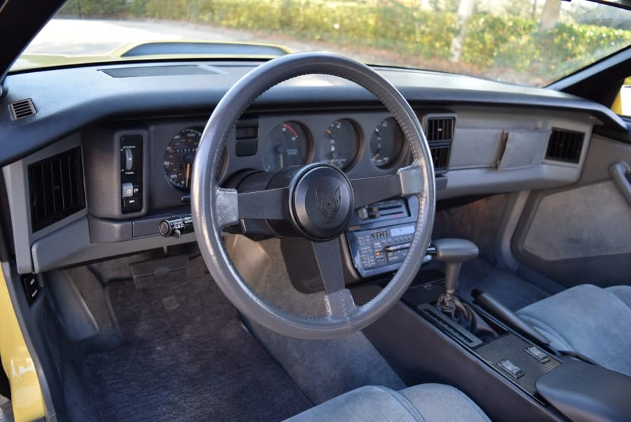 1987 Pontiac Firebird 3rd Gen - Image 9 of 10