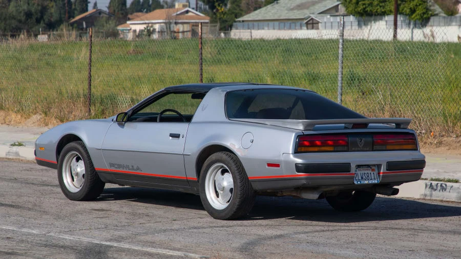 1987 Pontiac Firebird 3rd Gen - Image 10 of 12