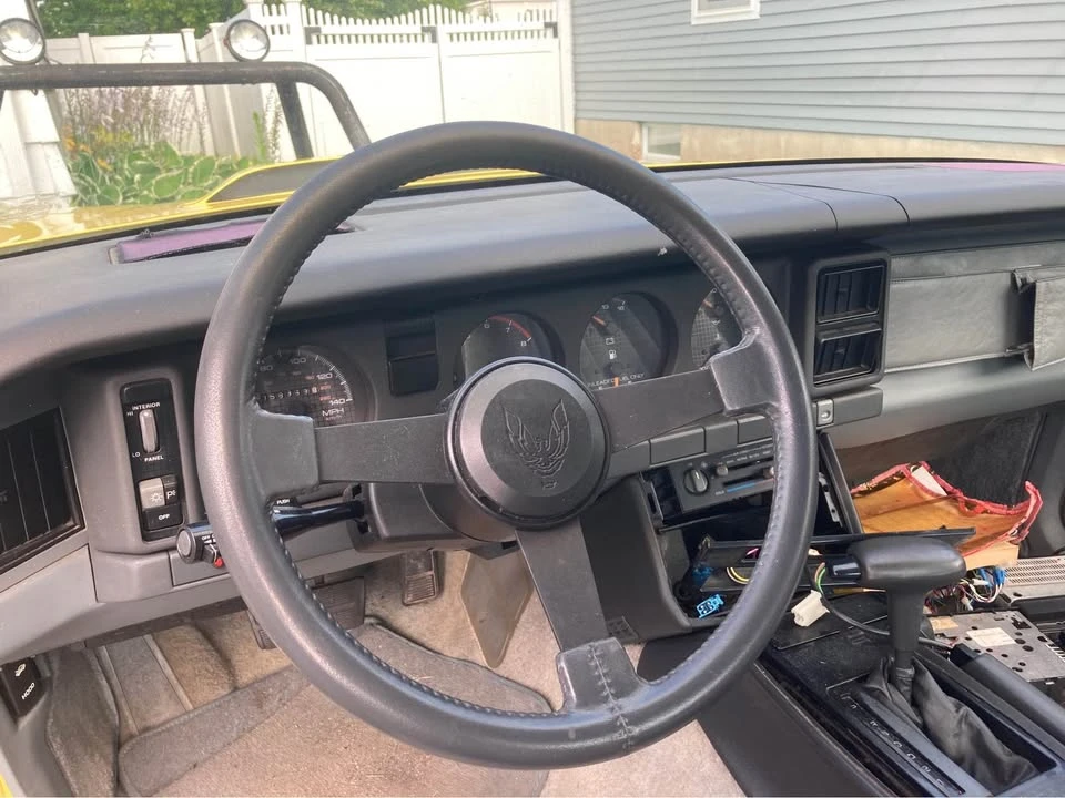 1987 Pontiac Firebird Formula 3rd Gen - Image 7 of 15