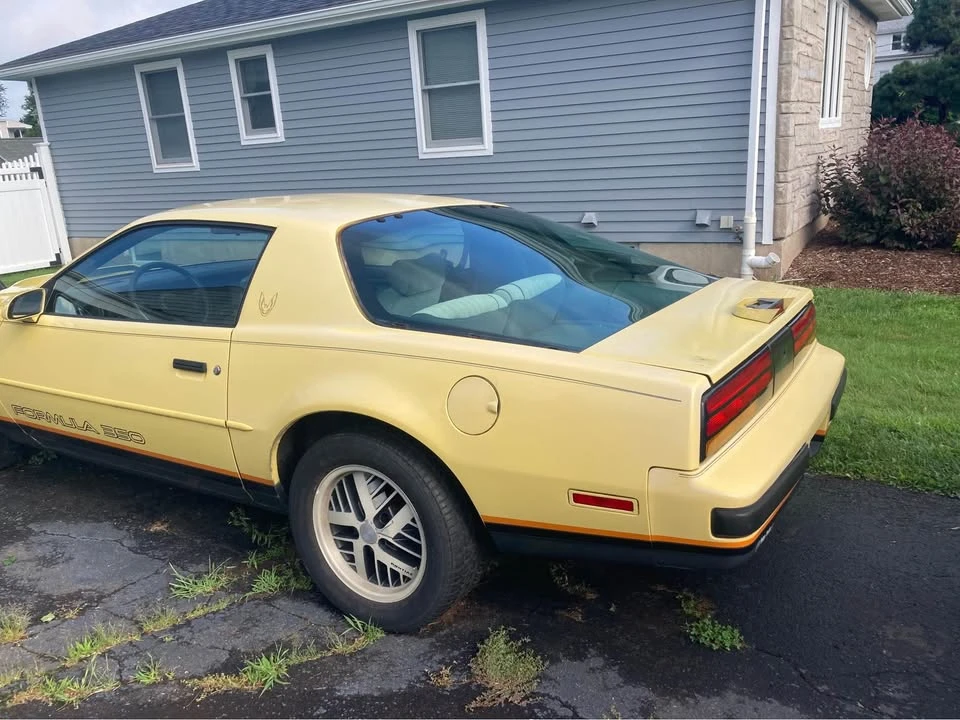1987 Pontiac Firebird Formula 3rd Gen - Image 4 of 15