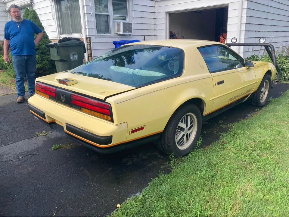 1987 Pontiac Firebird Formula 3rd Gen - Image 2 of 15