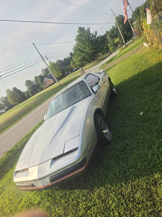 1987 Pontiac Firebird Formula 3rd Gen - Image 2 of 10