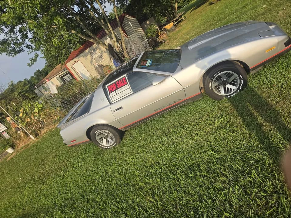 1987 Pontiac Firebird Formula 3rd Gen - Image 6 of 10